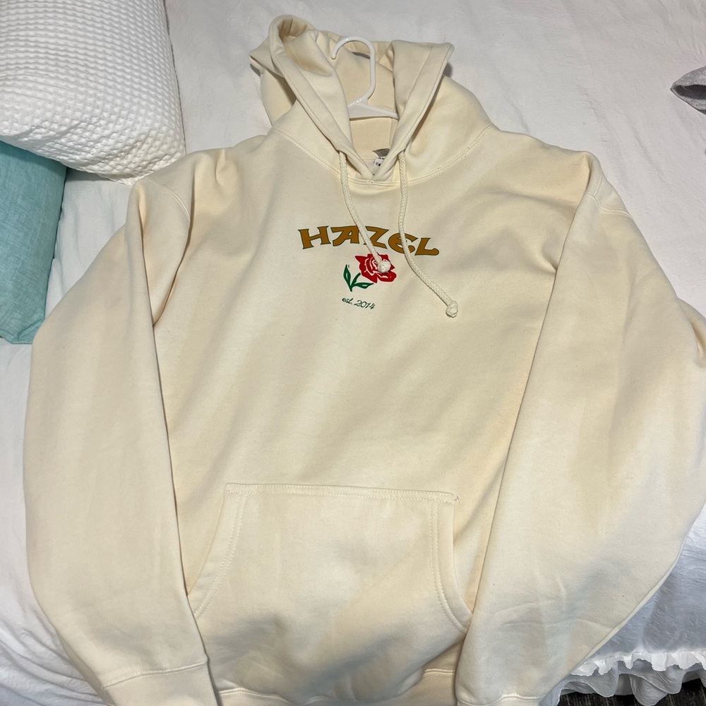 HAZEL BOUTIQUE SWEATSHIRT- BRAND NEW